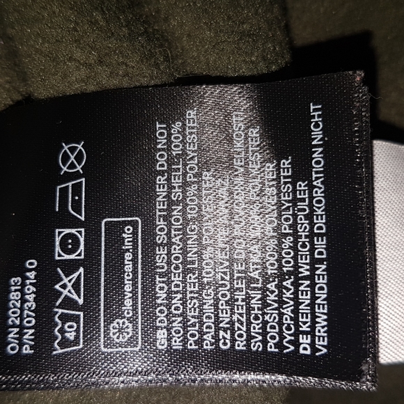 Snowsuit - Picture 6 of 8